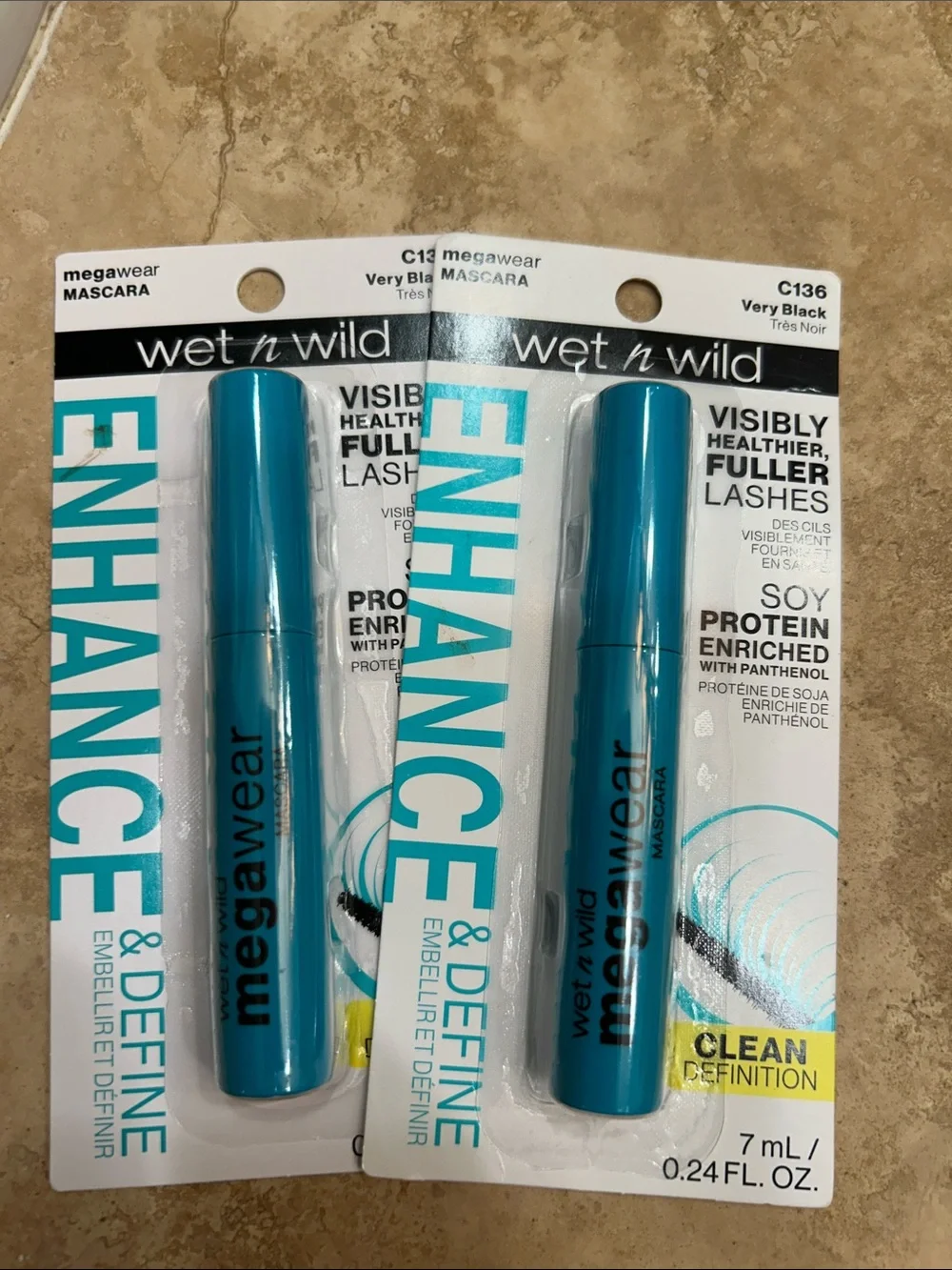 wet n wild Enhance & Define Megawear Mascara Duo
